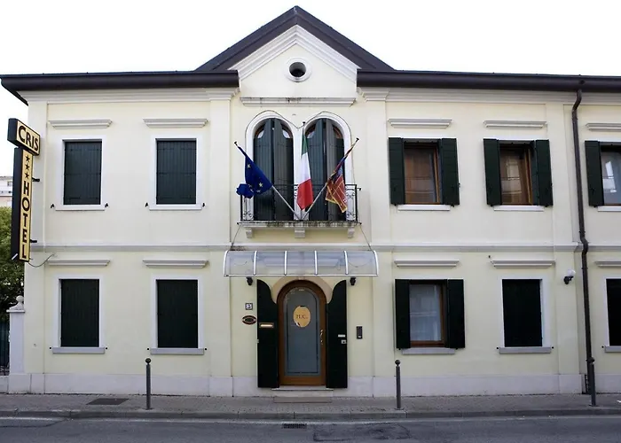 Hotel Cris