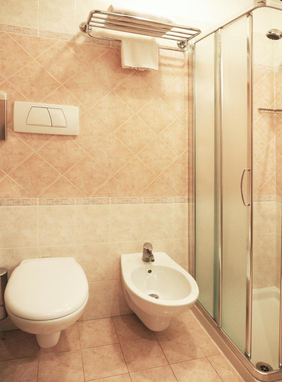 Hotel Cris Mestre